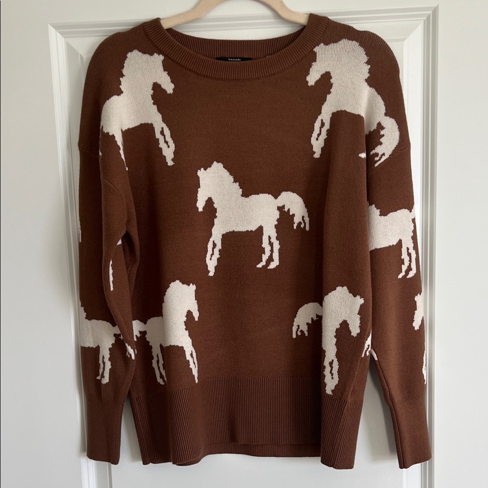 Brand NEW, never been worn, Horse Sweater for Sale.